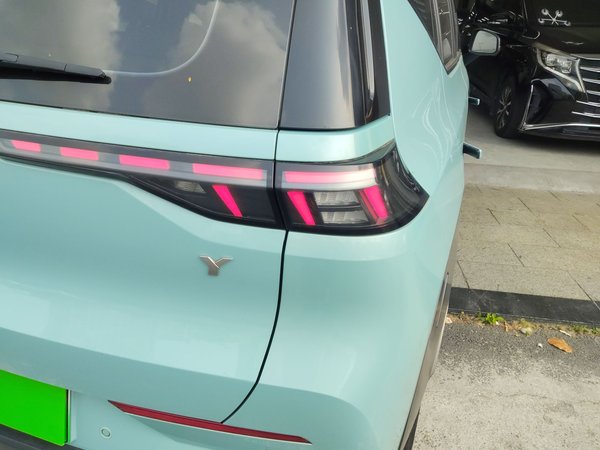 AION Y 2022, 100300 км, за 11712 USD