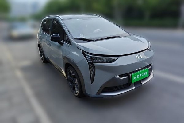 AION Y 2022, 50400 км, за 11202 USD