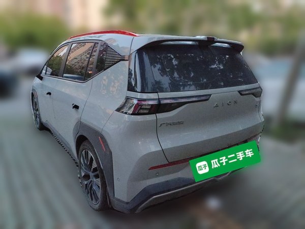 AION Y 2022, 116300 км, за 9958 USD