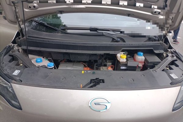 AION Y 2023, 100000 км, за 10430 USD - фото 21