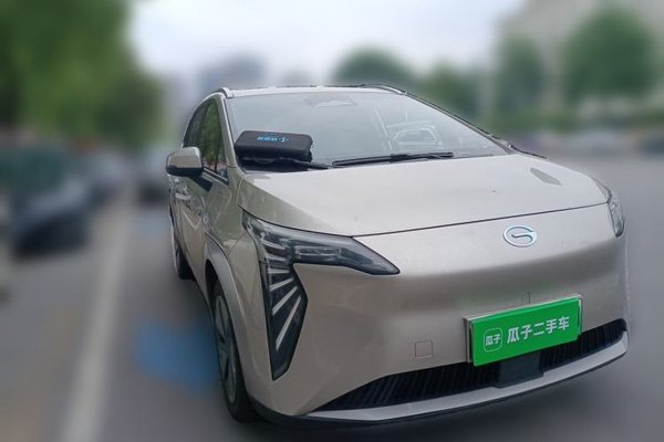 AION Y 2023, 100000 км, за 10430 USD
