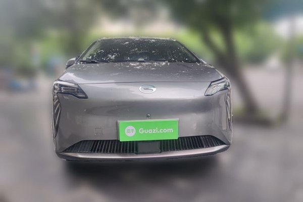 AION Y 2023, 74100 км, за 11441 USD
