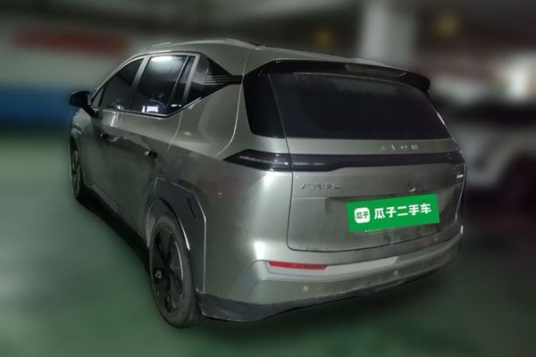 AION Y 2023, 39400 км, за 11245 USD