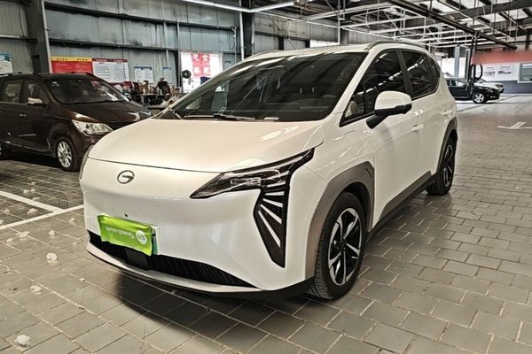 AION Y · 2023 год