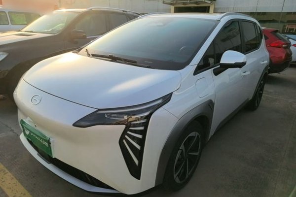 AION Y · 2023 год