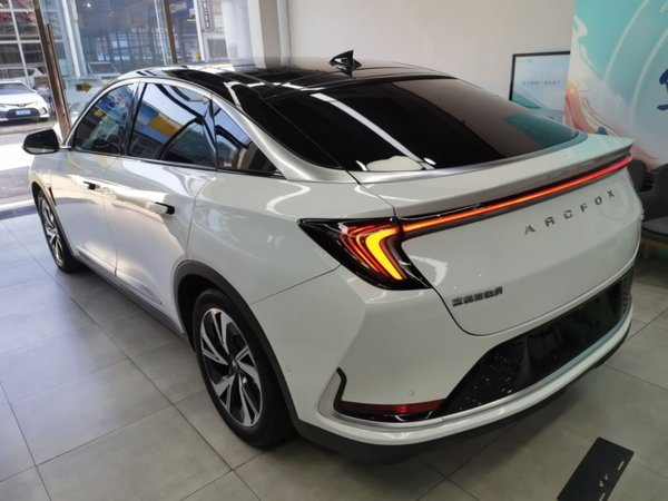 ARCFOX Alpha S 2021, 76700 км, за 15828 USD
