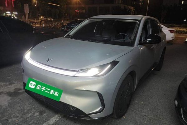 ARCFOX T1 · 2025 год