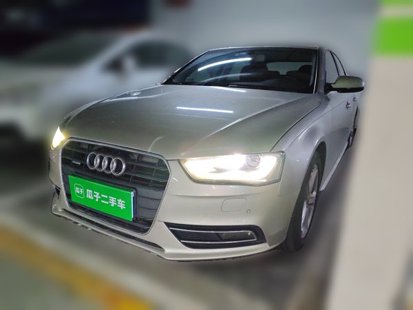 Audi A4L · 2015 год