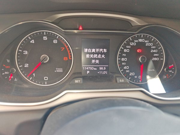 Audi A4L 2015, 114700 км, за 11687 USD - фото 12