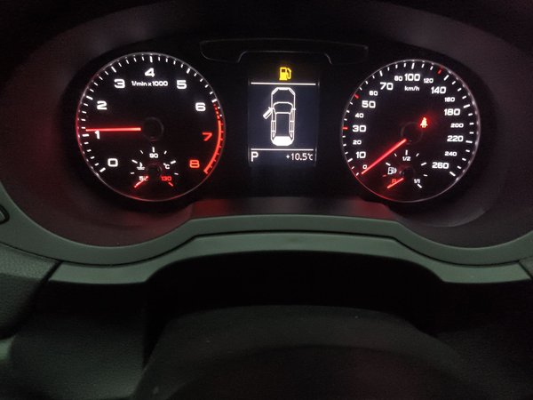 Audi Q3 2016, 81000 км, за 10013 USD - фото 12