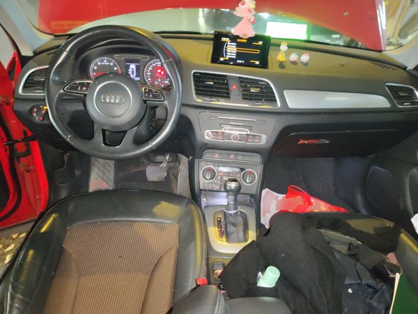 Audi Q3 2018, 56000 км, за 12242 USD - фото 10