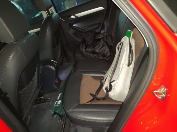 Audi Q3 2018, 56000 км, за 12242 USD - фото 18