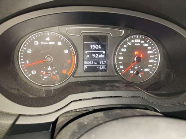 Audi Q3 2018, 56000 км, за 12242 USD - фото 13