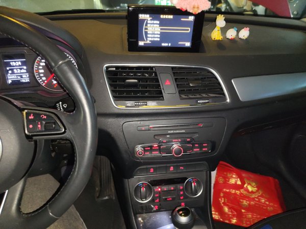 Audi Q3 2018, 56000 км, за 12242 USD - фото 14