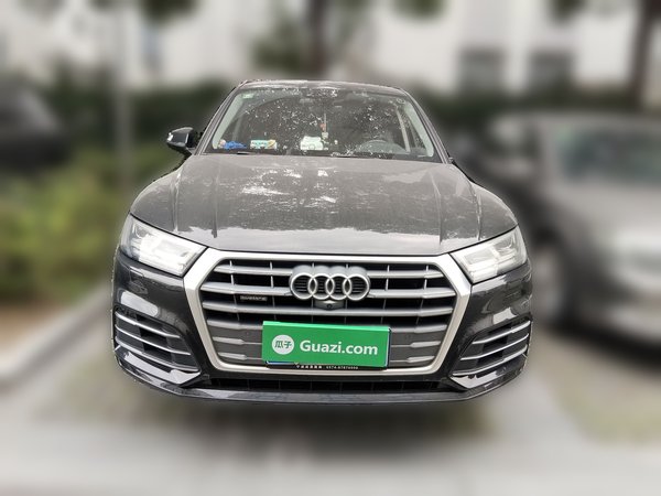 Audi Q5L 2018, 111400 км, за 19855 USD