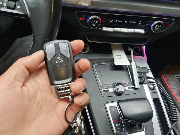 Audi Q5L 2018, 111400 км, за 19855 USD - фото 9