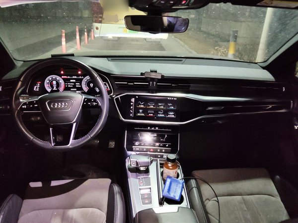 Audi A6L 2019, 26800 км, за 35943 USD - фото 10