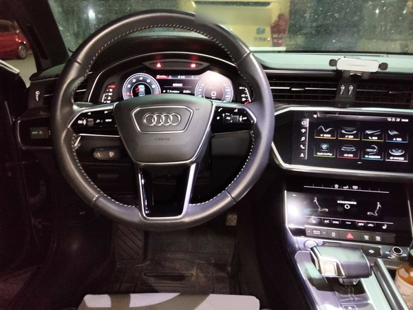 Audi A6L 2019, 26800 км, за 35943 USD - фото 11