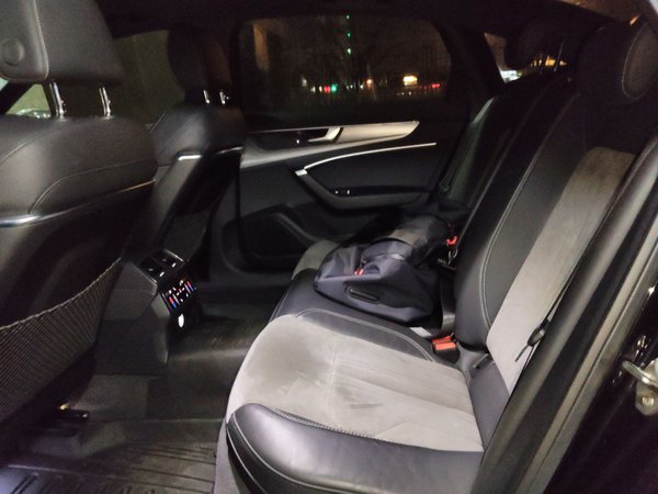 Audi A6L 2019, 26800 км, за 35943 USD - фото 18