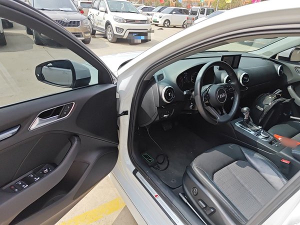 Audi A3 2020, 58100 км, за 13225 USD - фото 17