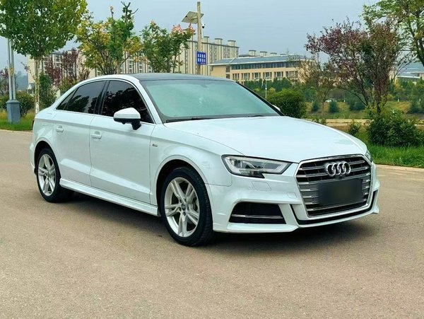 Audi A3 2020, 58100 км, за 13225 USD - фото 9