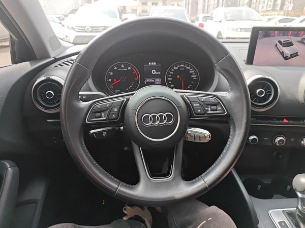 Audi A3 2020, 58100 км, за 13225 USD - фото 15