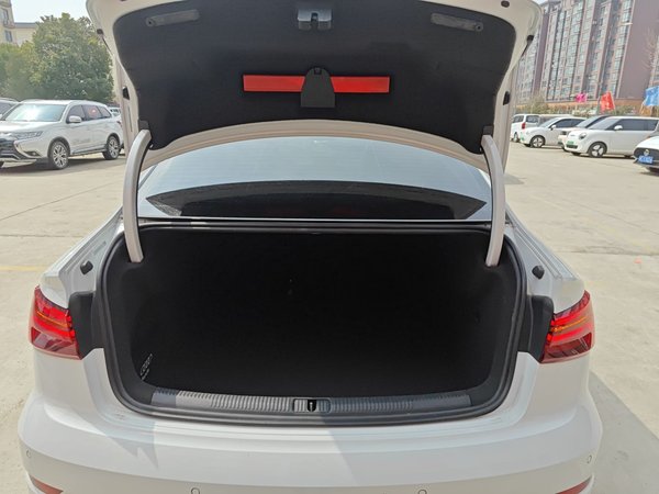 Audi A3 2020, 58100 км, за 13225 USD - фото 18