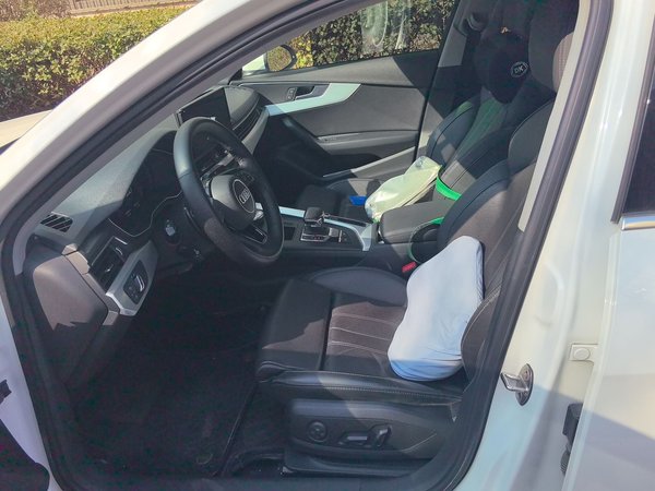 Audi A4L 2020, 100900 км, за 22020 USD - фото 16