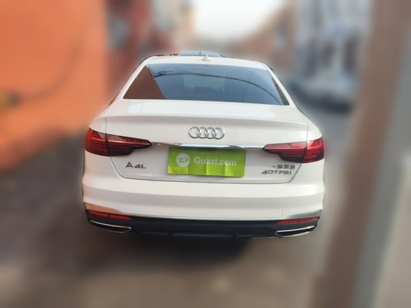 Audi A4L 2020, 111000 км, за 19345 USD