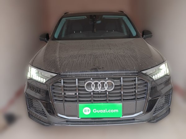Audi Q7 2020, 32300 км, за 0 USD