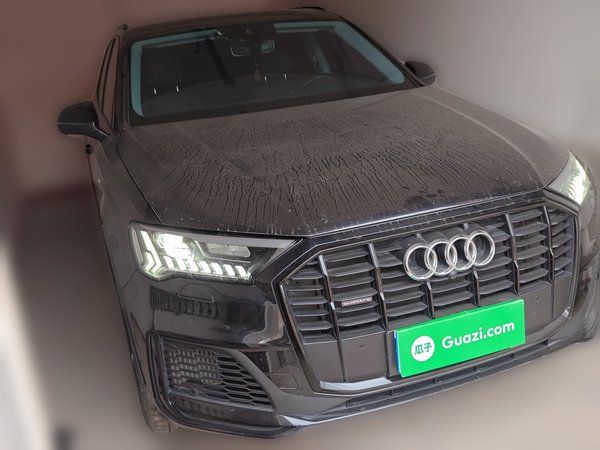 Audi Q7 2020, 32300 км, за 0 USD