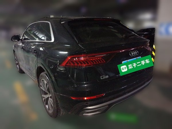 Audi Q8 2021, 49300 км, за 57935 USD