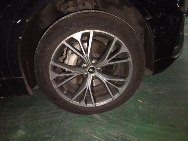 Audi Q8 2021, 49300 км, за 57935 USD - фото 8