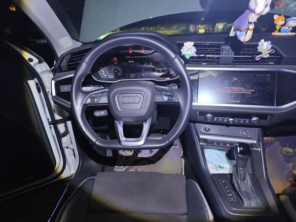 Audi Q3 2022, 36400 км, за 22540 USD - фото 11