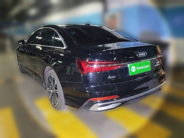 Audi A6L 2023, 43200 км, за 40799 USD