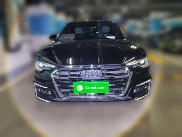Audi A6L 2023, 43200 км, за 40799 USD