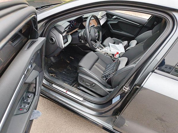 Audi A3 2024, 27799 км, за 19736 USD - фото 17