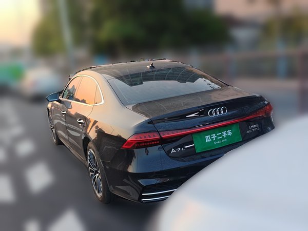 Audi A7L 2025, 5200 км, за 47762 USD