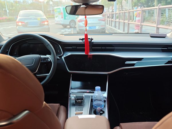 Audi A7L 2025, 5200 км, за 47762 USD - фото 10