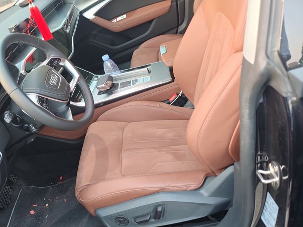 Audi A7L 2025, 5200 км, за 47762 USD - фото 16