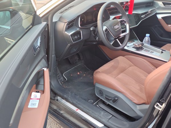 Audi A7L 2025, 5200 км, за 47762 USD - фото 17