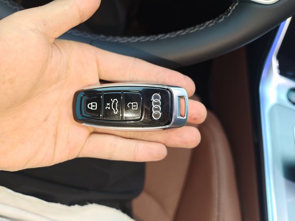 Audi A7L 2025, 5200 км, за 47762 USD - фото 9