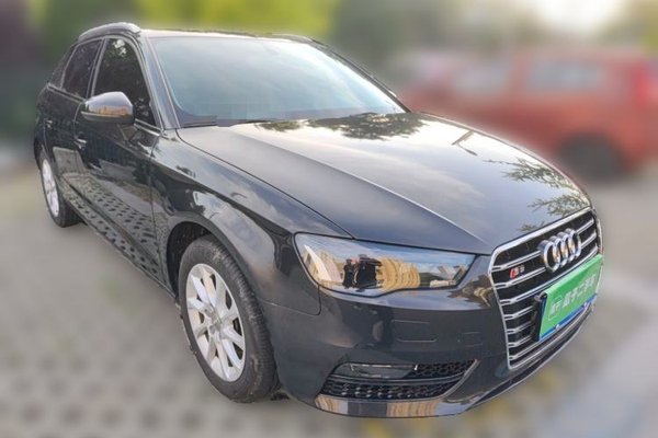 Audi A3 2014, 61400 км, за 5475 USD