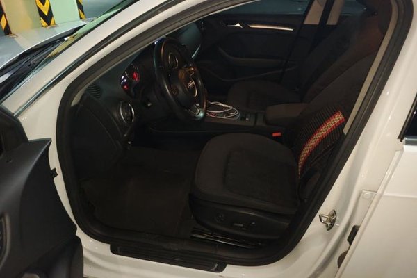Audi A3 2014, 103100 км, за 6045 USD