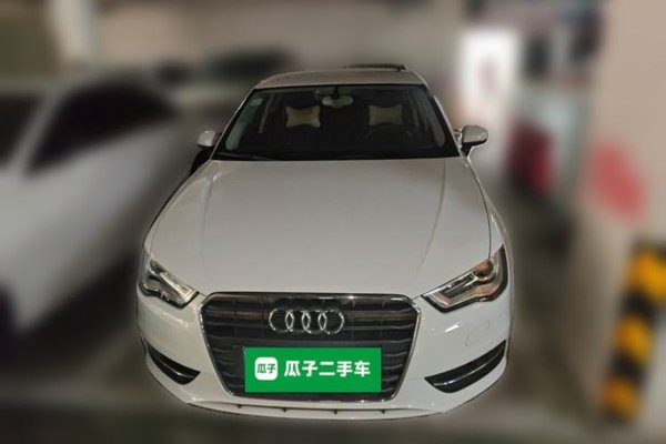 Audi A3 2014, 98100 км, за 8242 USD