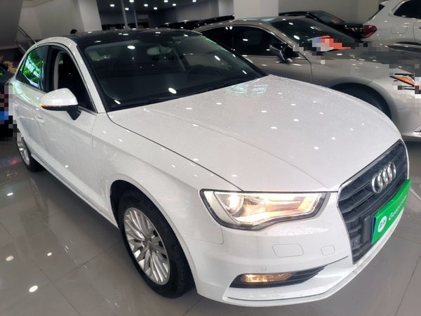 Audi A3 2015, 93699 км, за 8861 USD