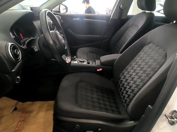 Audi A3 2015, 93699 км, за 8861 USD - фото 18