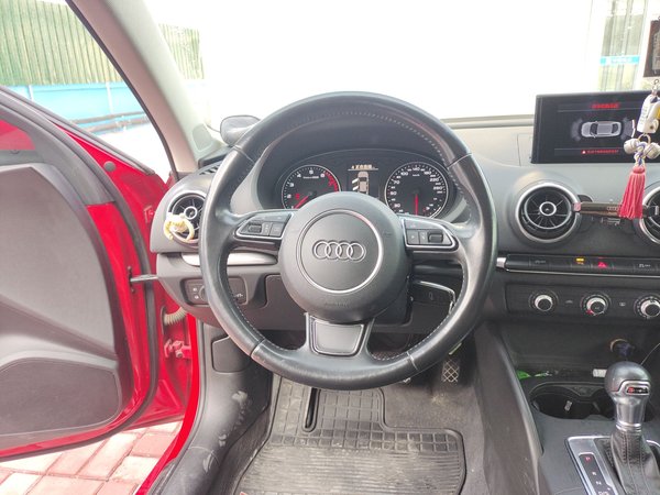 Audi A3 2016 Limousine 35 TFSI Prestige Edition, 2016 года