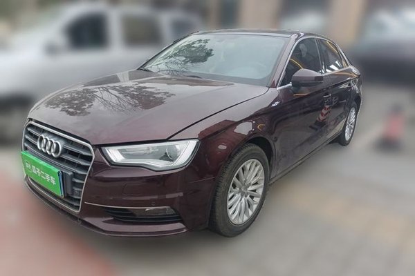 Audi A3 · 2016 год