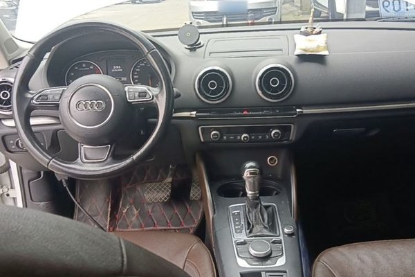 Audi A3 2016, 129300 км, за 8954 USD - фото 13